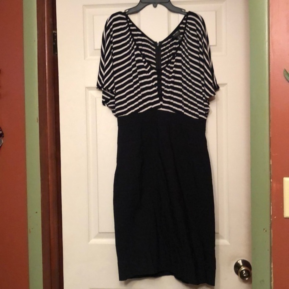 Nicole by Nicole Miller dress